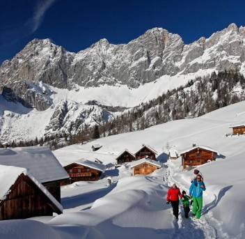 Almen im Winter in Ramsau am Dachstein, Steiermark © Photo-Austria